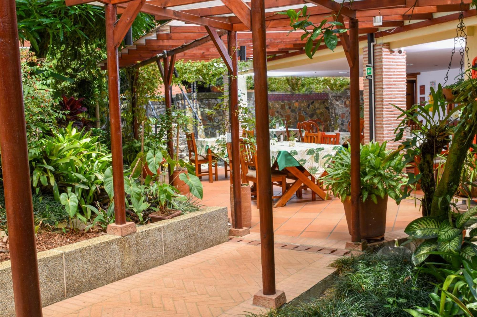 La Campana Hotel Boutique 메딜린 외부 사진